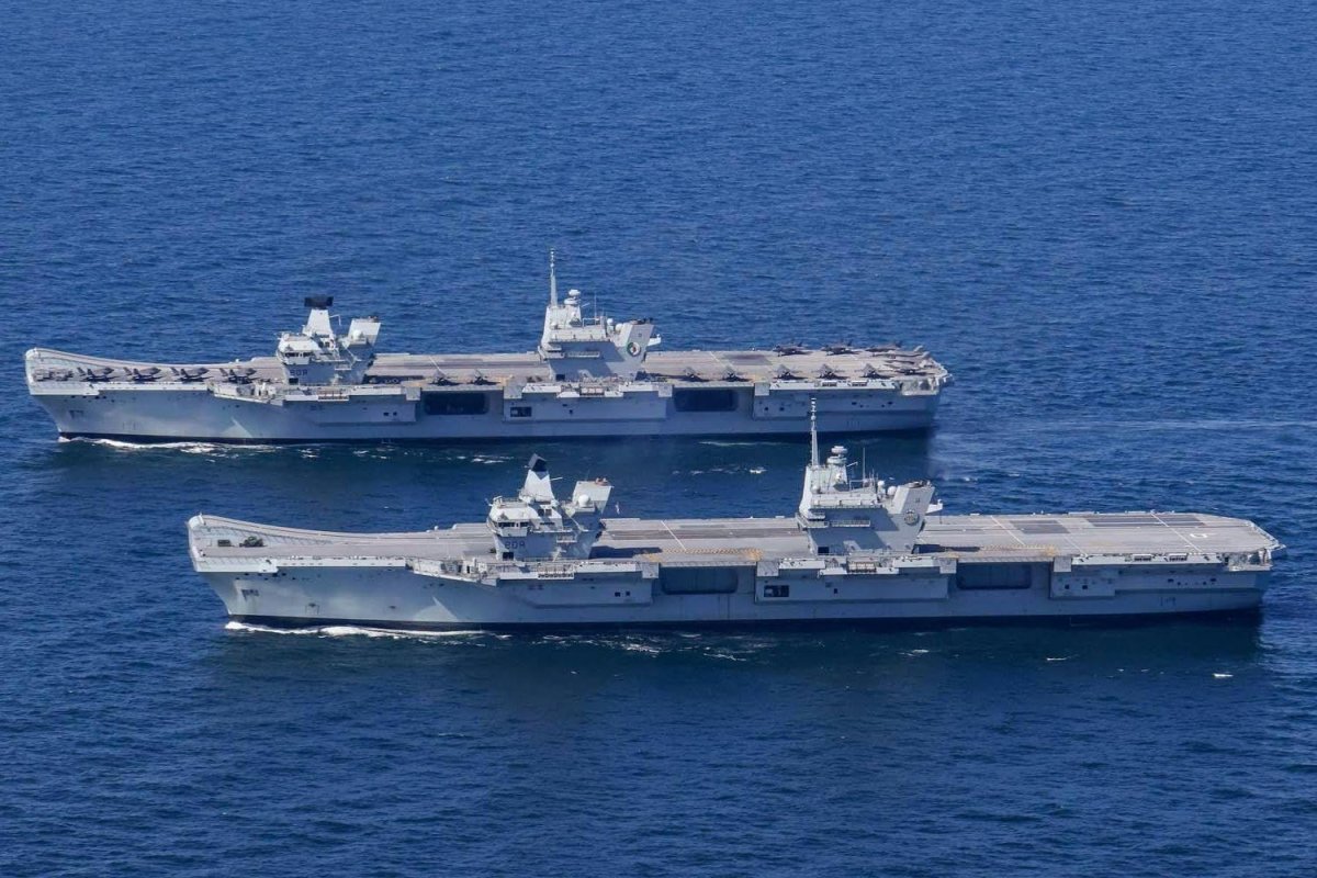 HMS Queen Elizabeth r08
