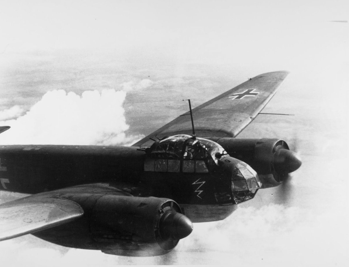 Самолёт Люфтваффе Юнкерс-88