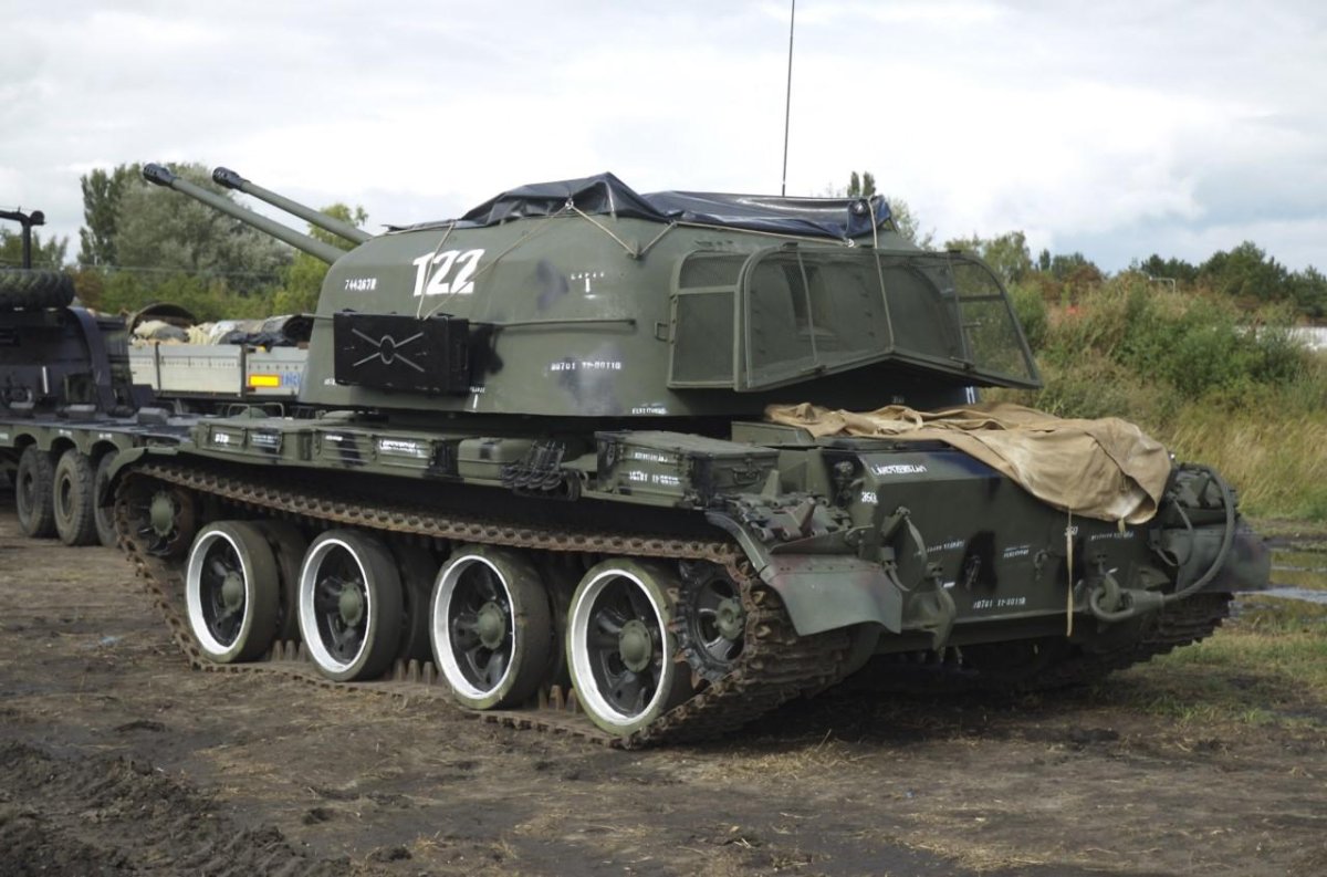 ЗСУ-57-2 зенитная самоходная