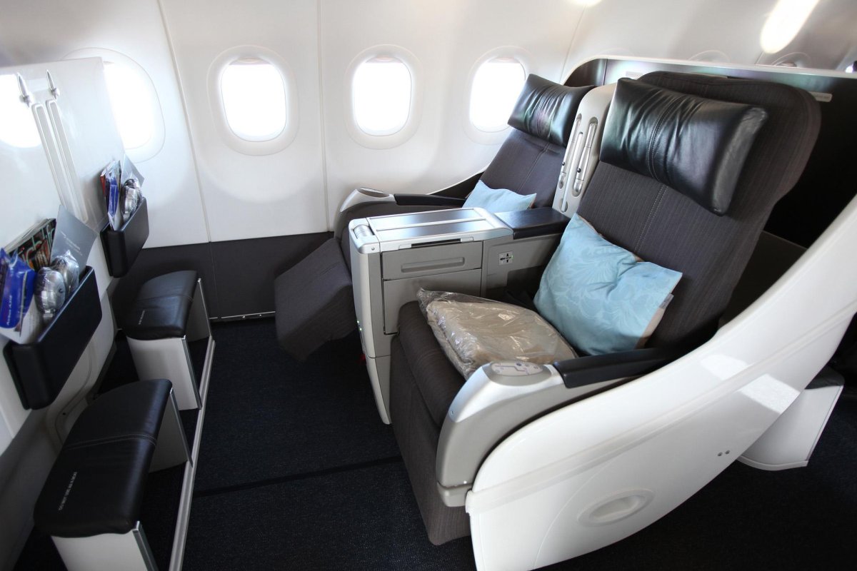 Airbus a318 салон