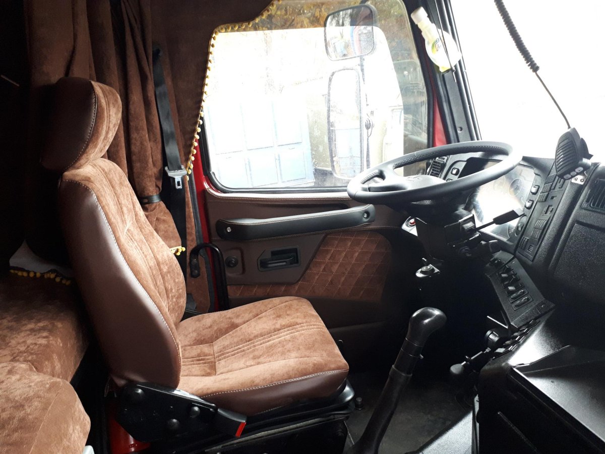 МАЗ 6312 салон кабины