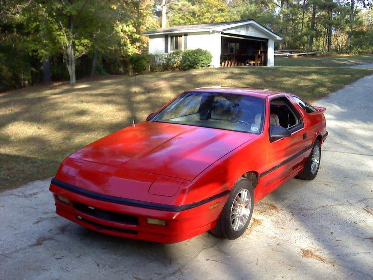 Dodge Daytona 1989