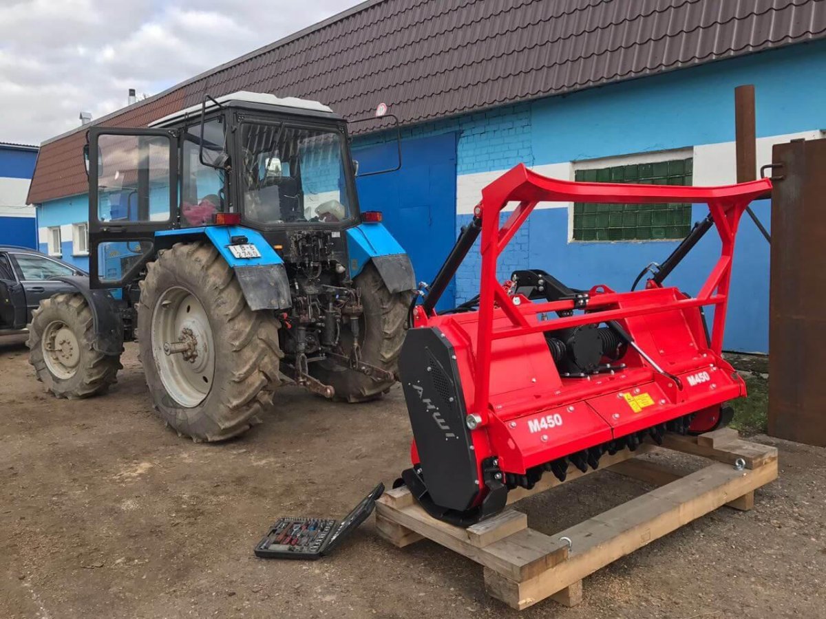 Мульчер на МТЗ 1221