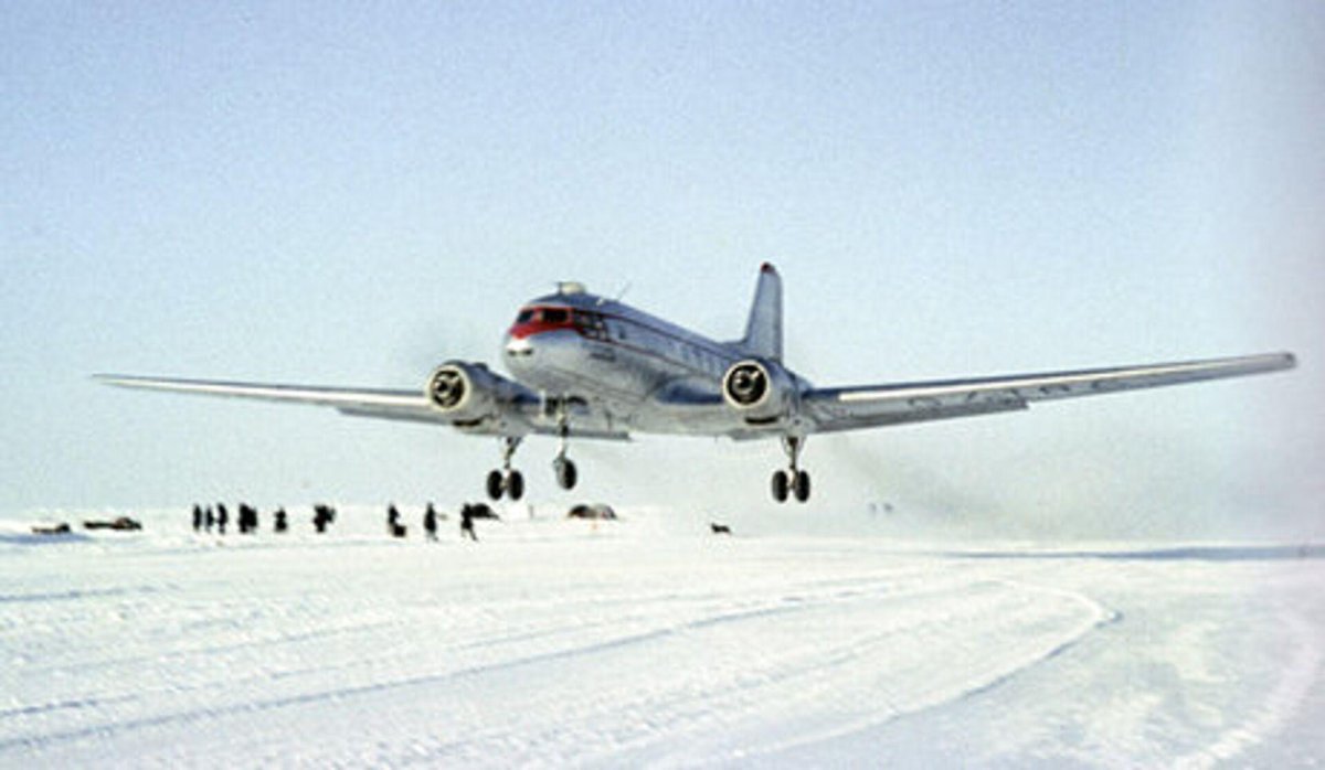Самолёт ил-14 полярной авиации