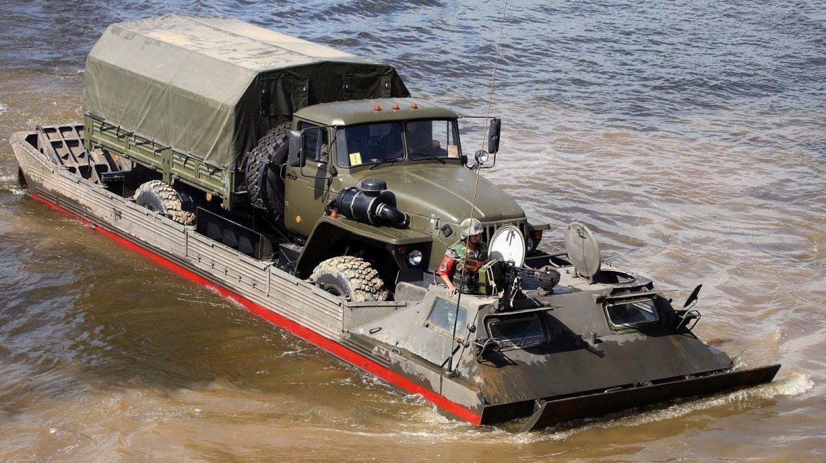 Вездеход ПТС 2