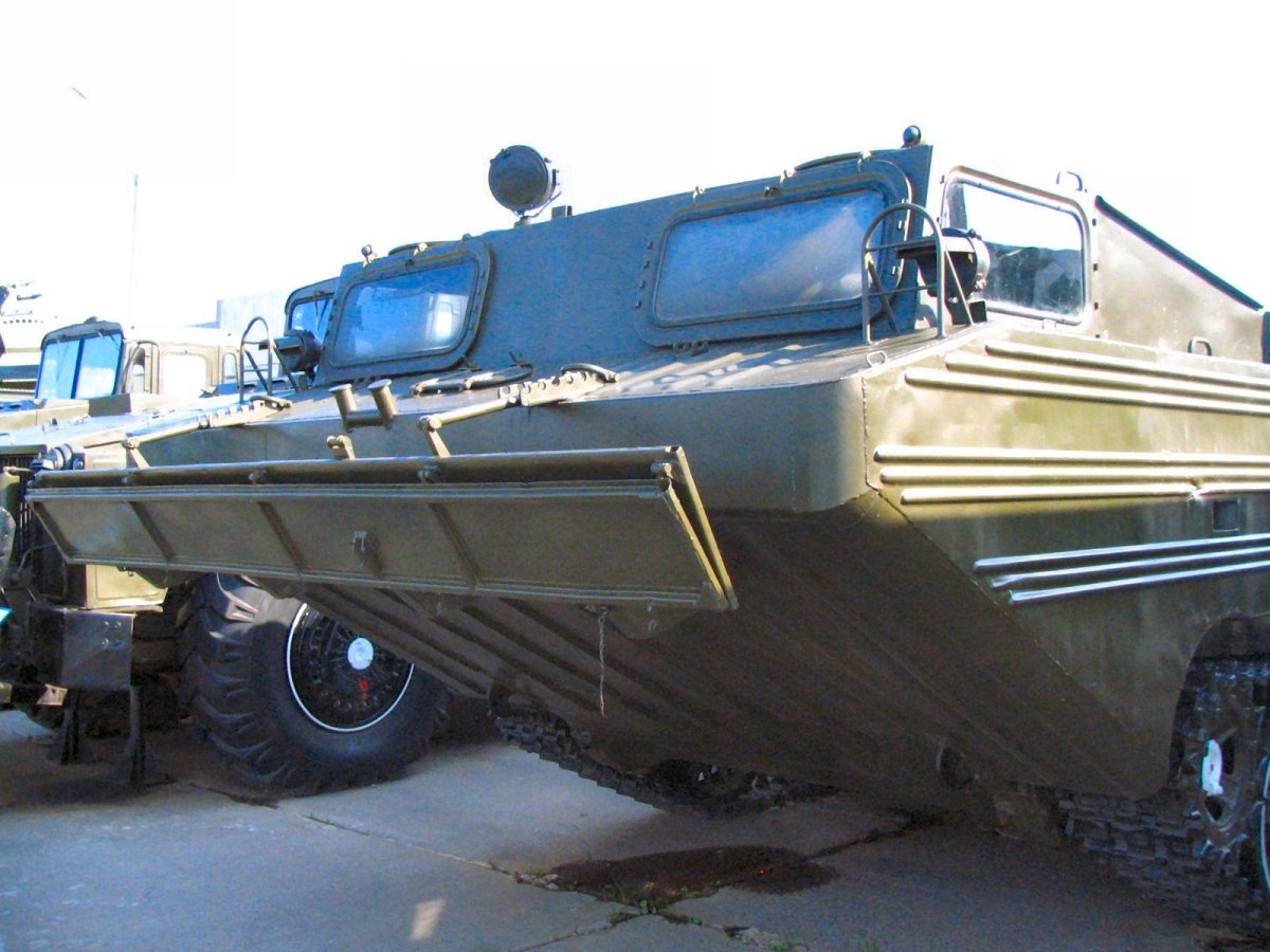 БМП-2 амфибия?