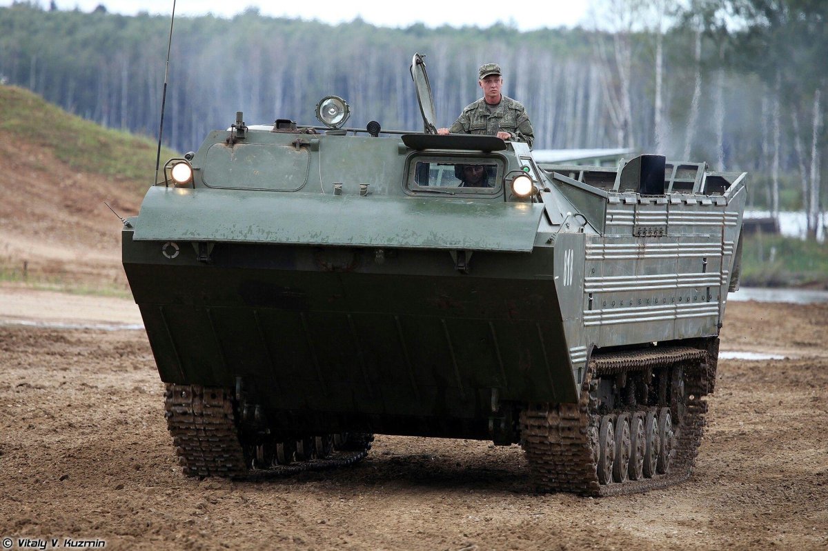 Вездеход ПТС 2