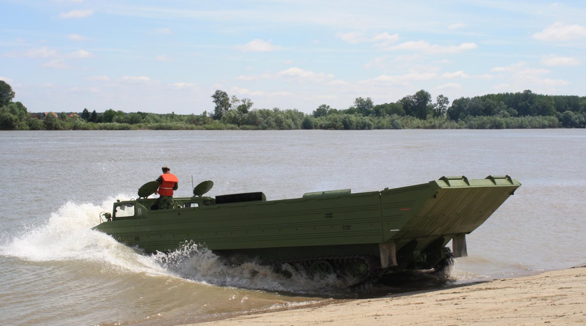 ПТС-1 плавающий Транспортер