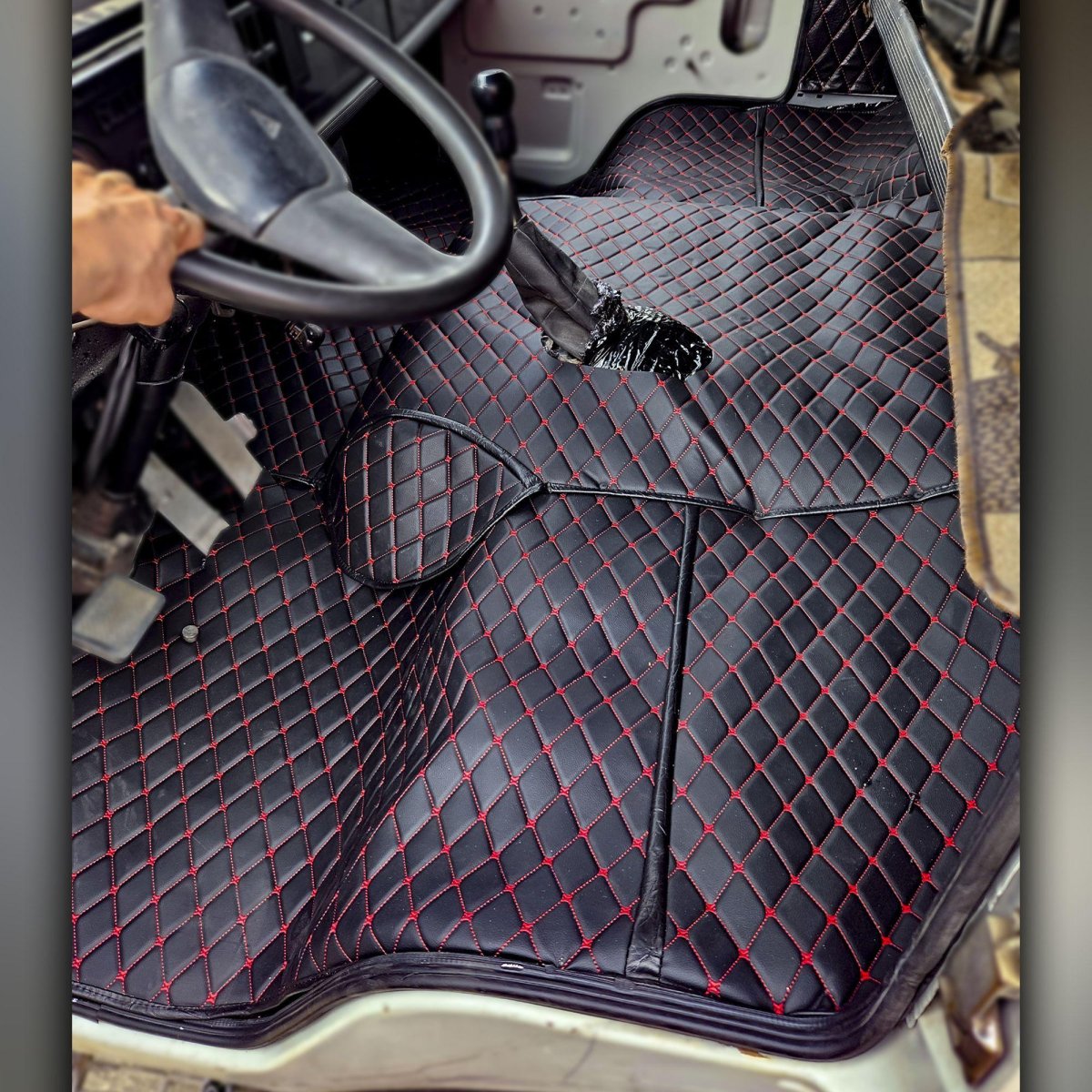 Обшивка пола КАМАЗ