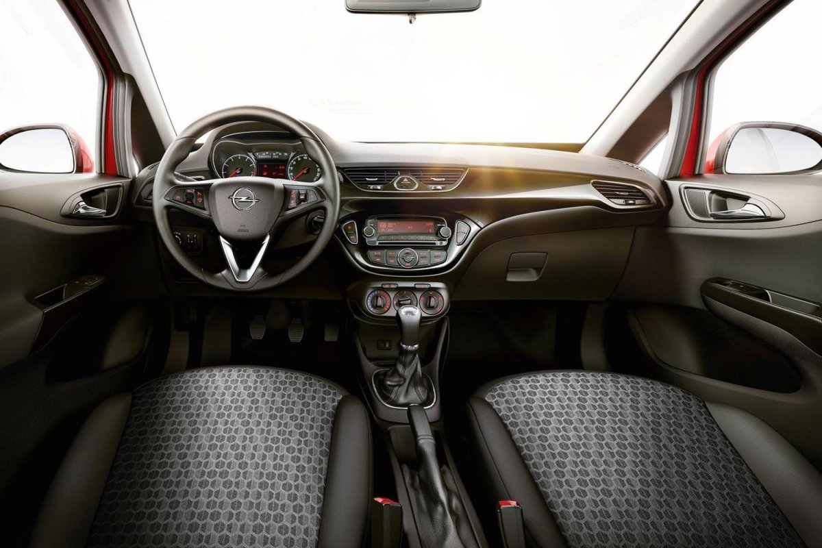 Opel Corsa 2015 салон