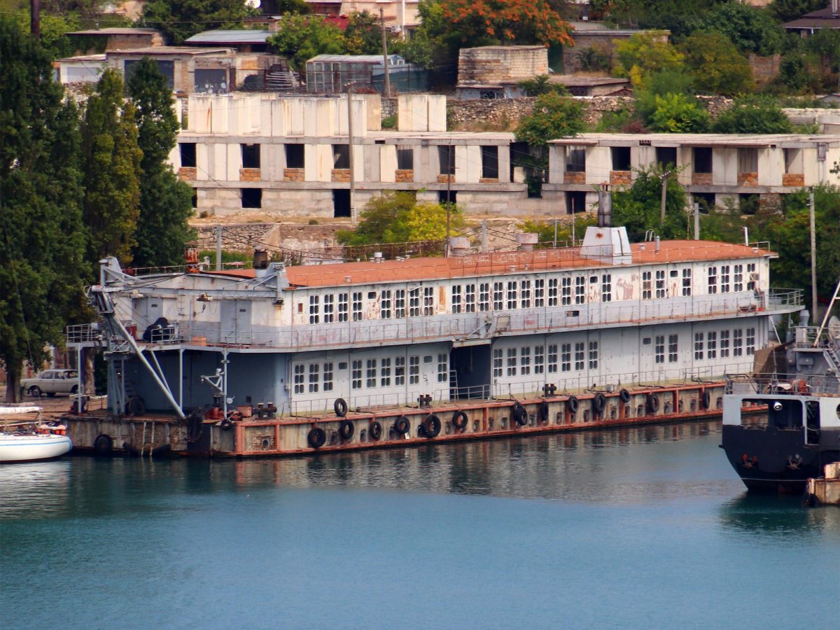 ПМ 133 плавучая мастерская