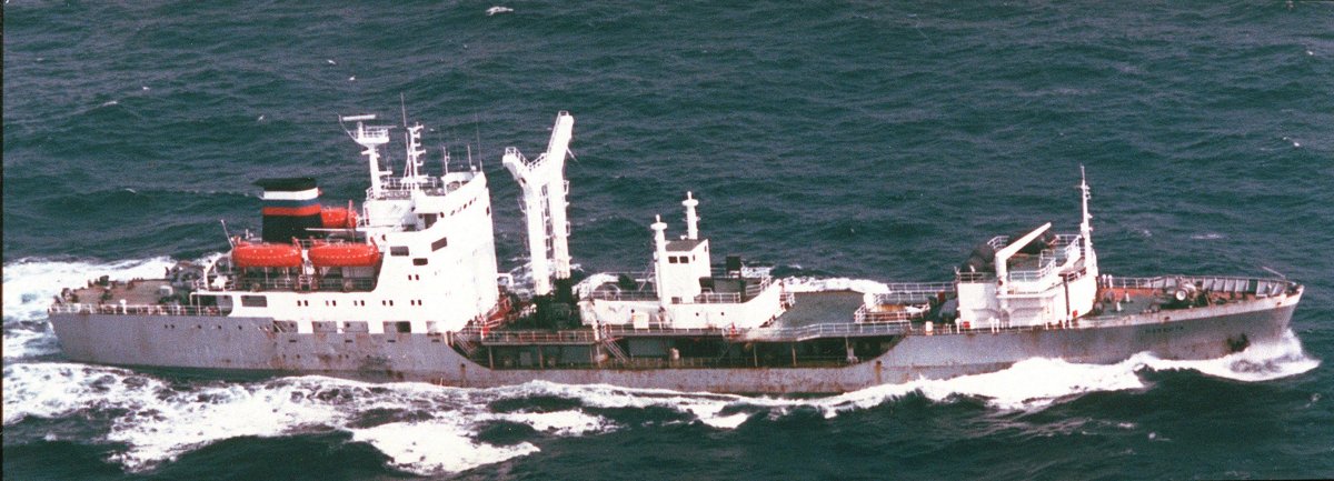 Танкер Дубна