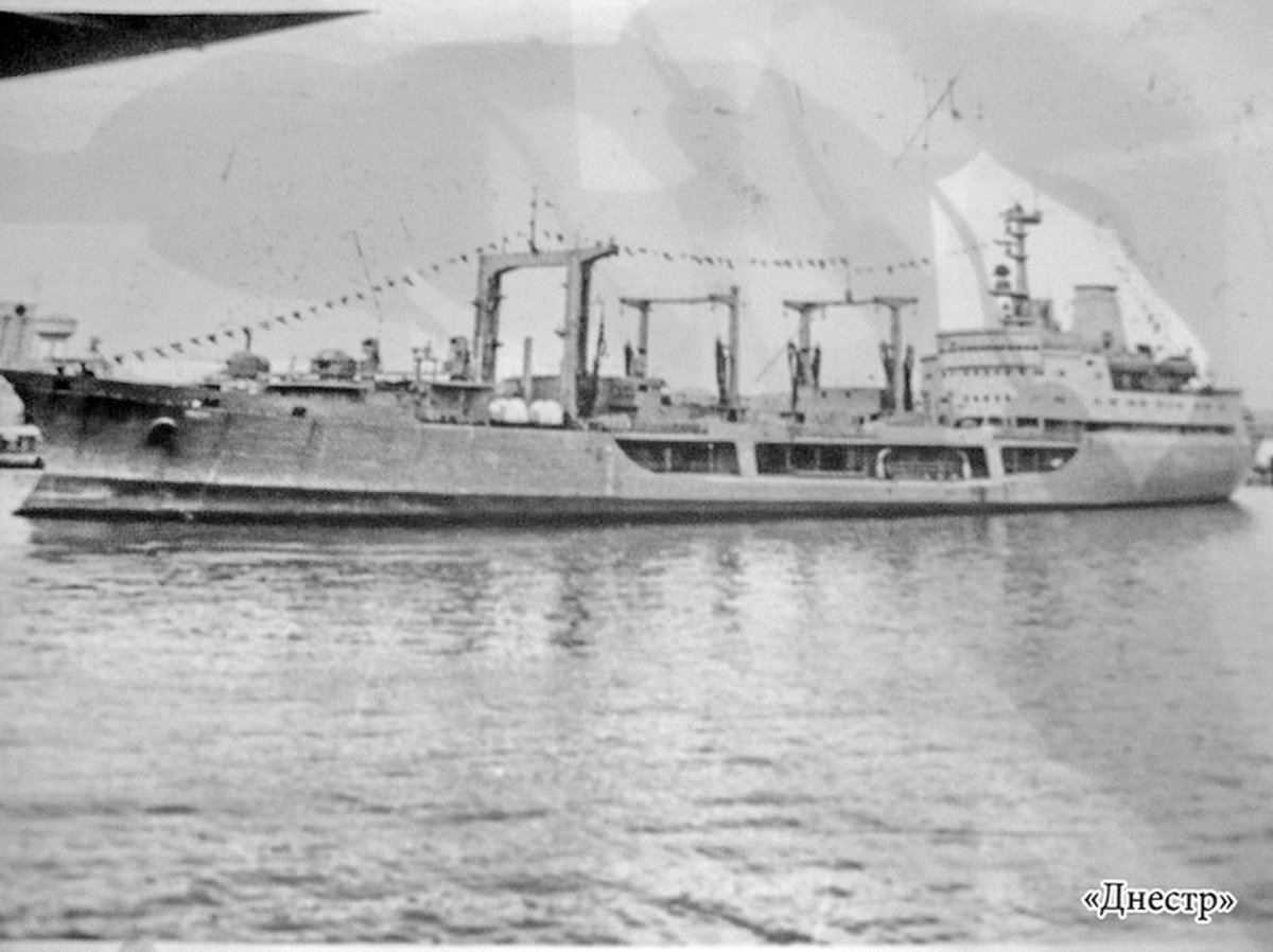 Танкер Днестр