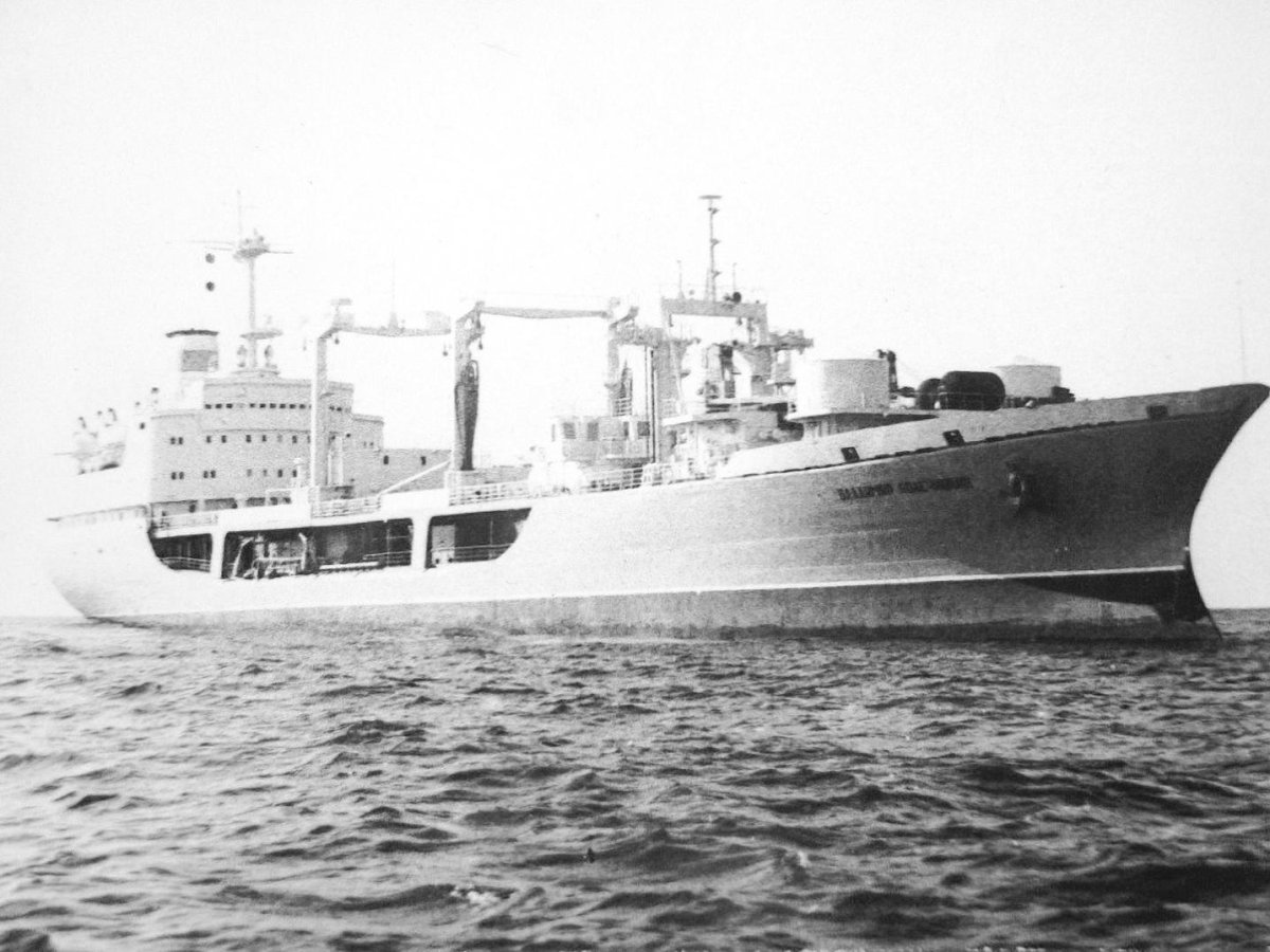 Танкер Владимир Колечицкий