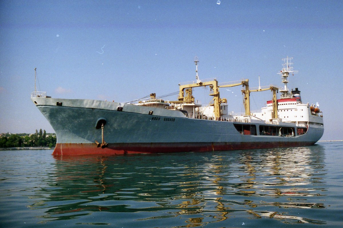 Морской танкер "Сергей Осипов"
