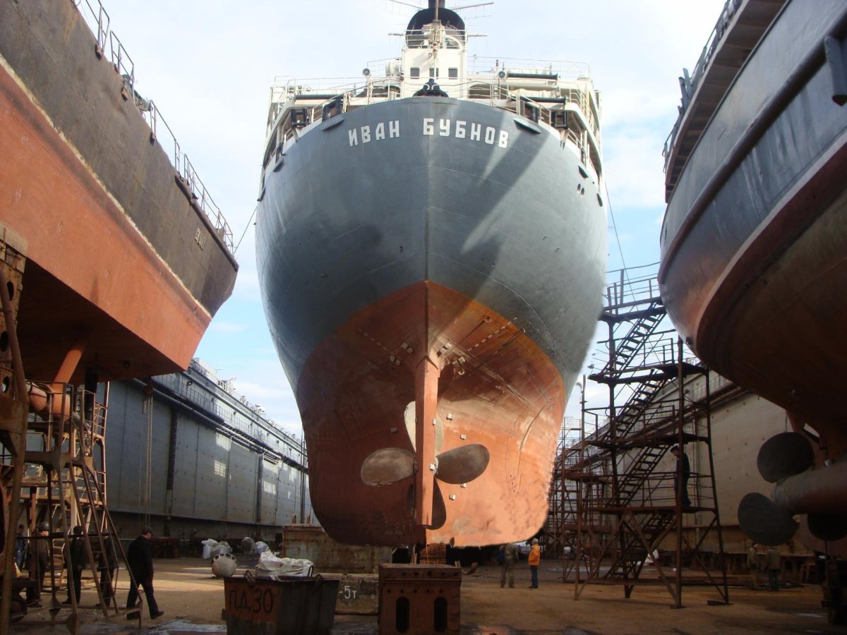 Танкер Иван Бубнов