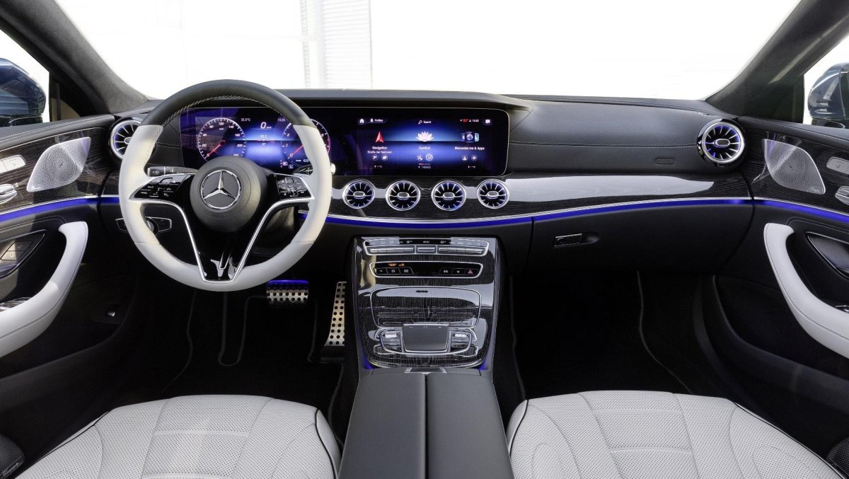 Мерседес ЦЛС 2021 салон