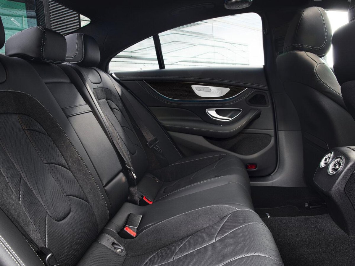 Mercedes CLS 2022 салон