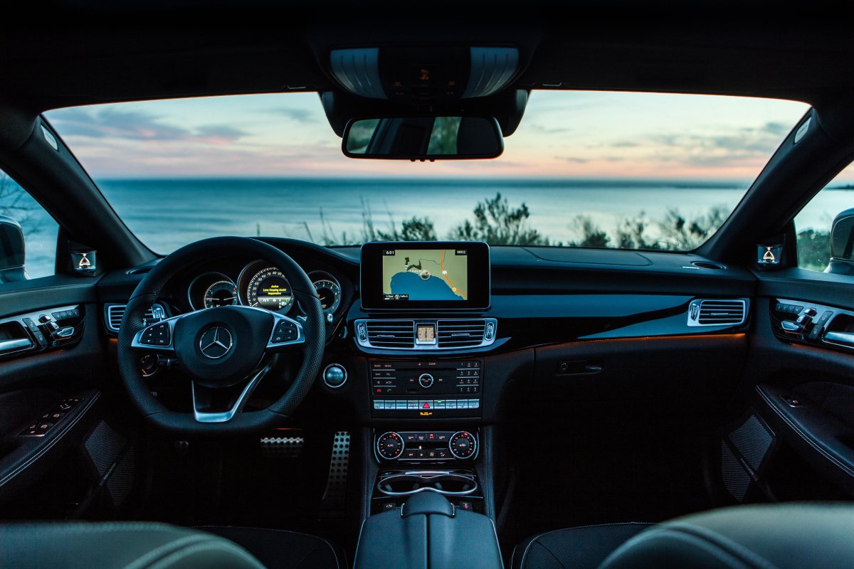 Mercedes CLS 2015 салон