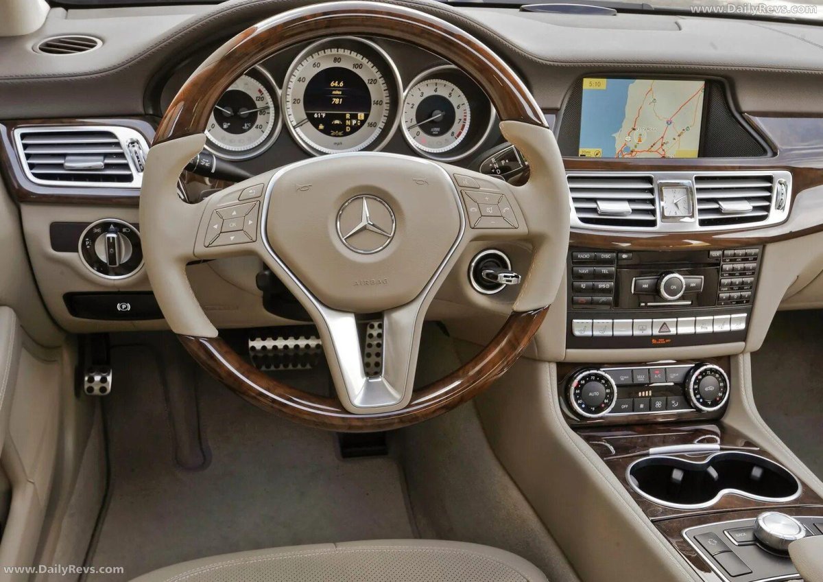 Mercedes Benz CLS 550