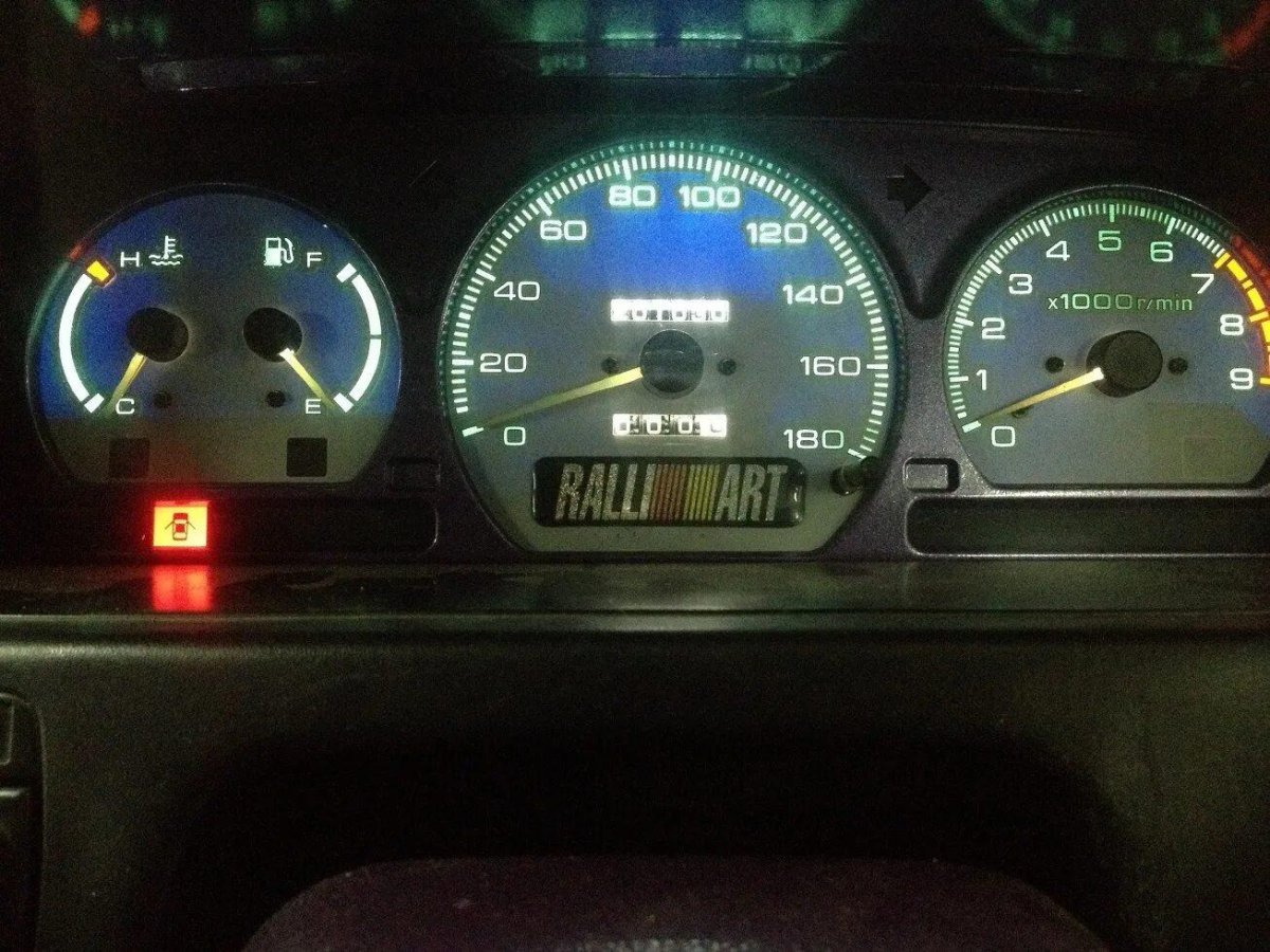 Панель приборов Митсубиси РВР 2