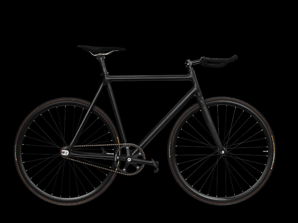 Черный велосипед