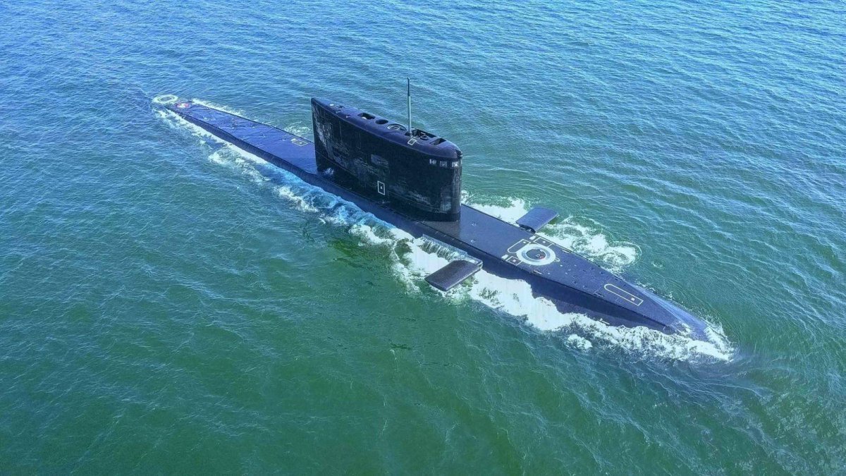 Подводная лодка 636 Варшавянка