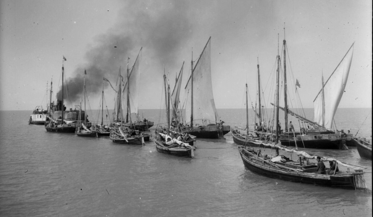 Рыбацкая парусная шхуна 19 века