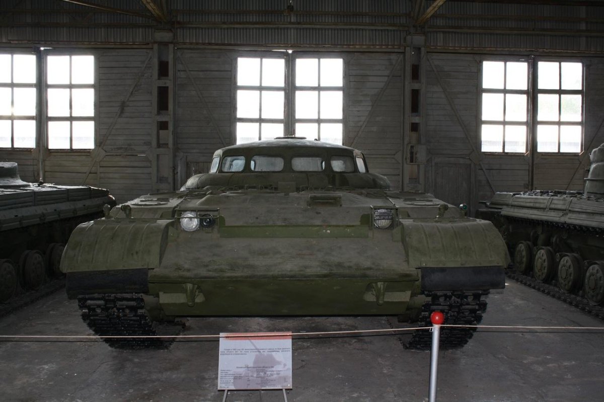 Ракетный танк объект 775