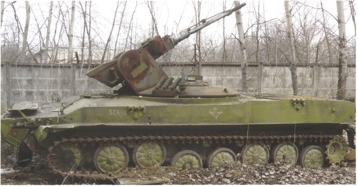 Легкий танк "объект 906 / пт-85"