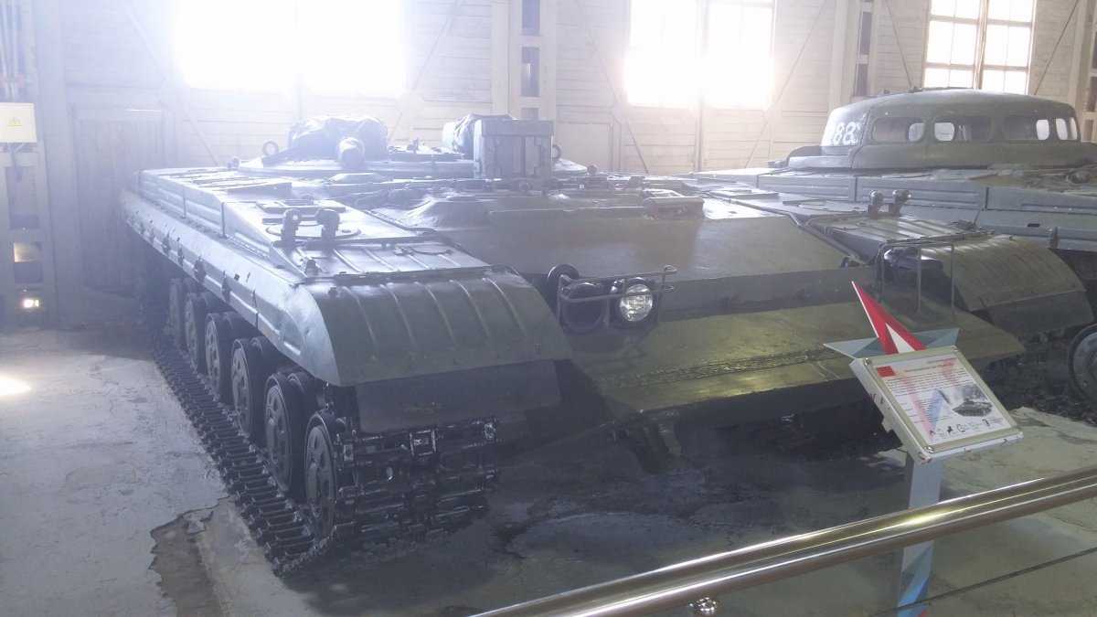 Ракетный танк объект 775