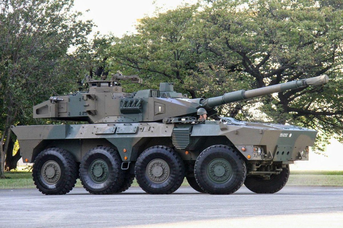 Колесный танк (maneuver Combat vehicle) MCV (Япония)