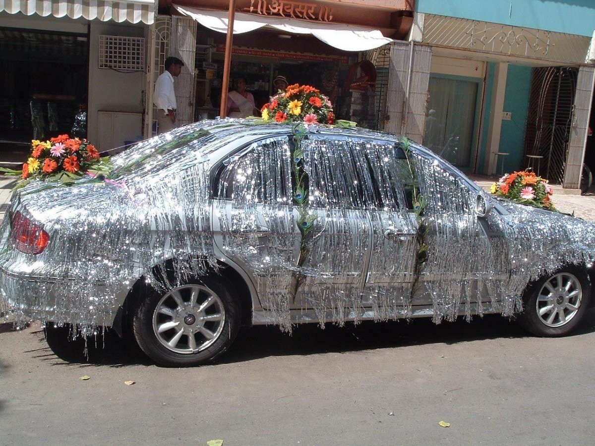 Украшение автомобиля