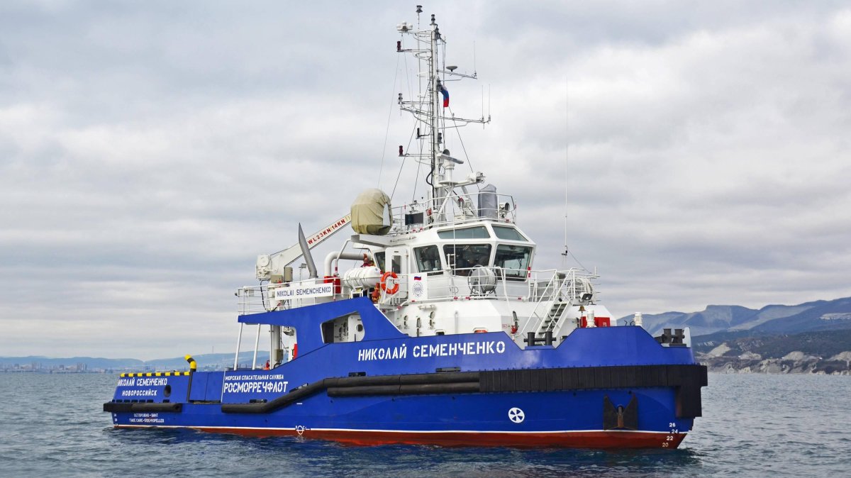 Николай Семенченко буксир