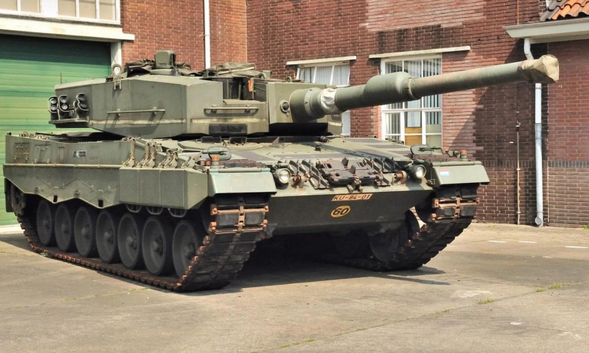 Leopard 2a4 танк
