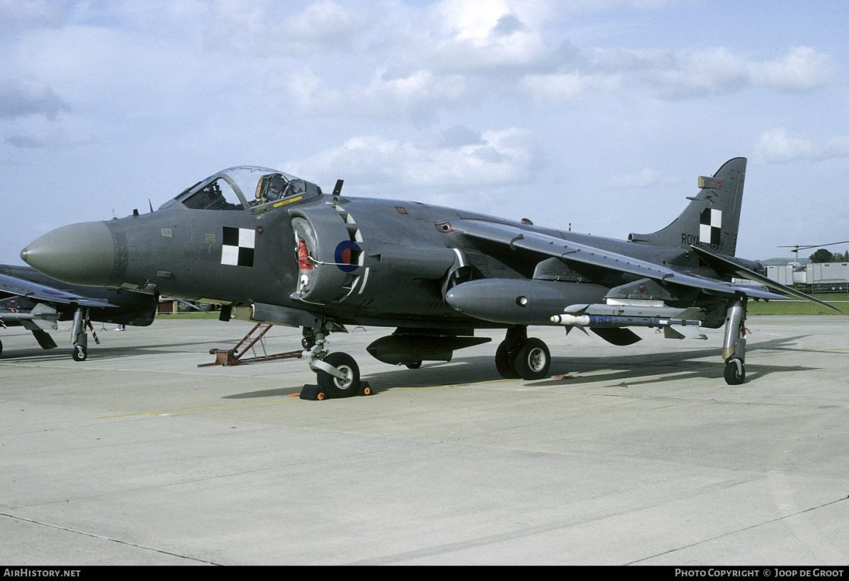 Си Харриер самолет