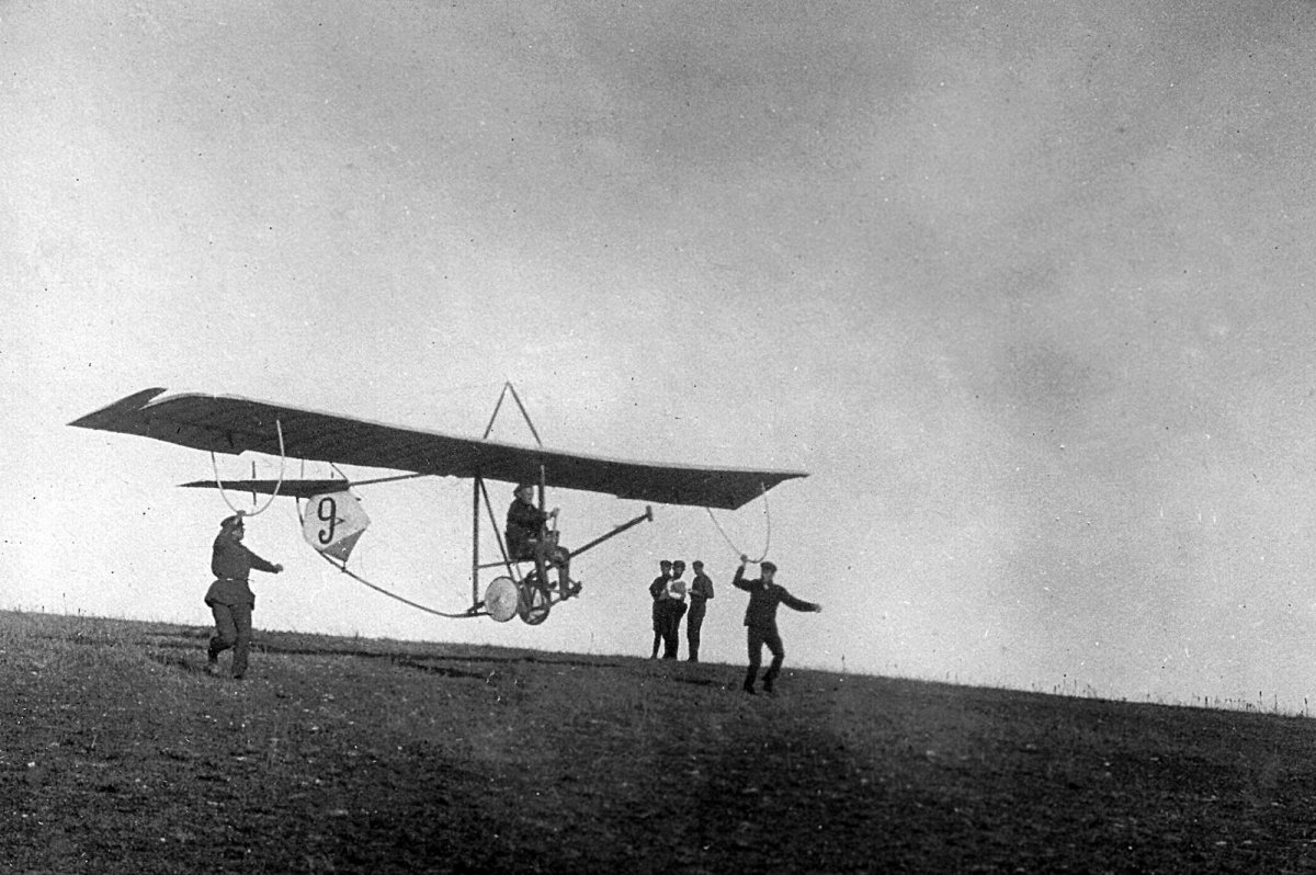 Планер АВФ-10