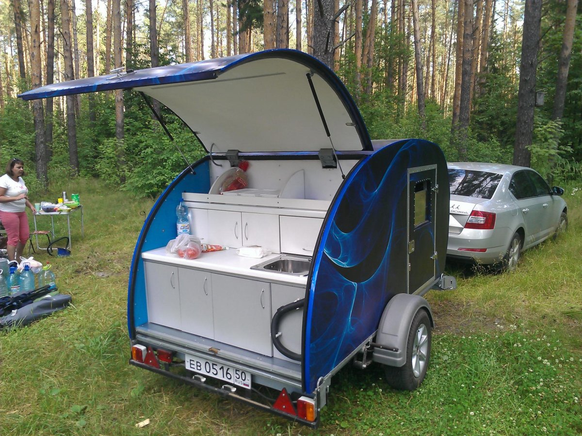 Прицеп для кемпинга