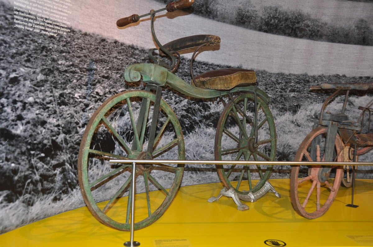 Велосипед в 1801 г Уральский мастер Артамонов