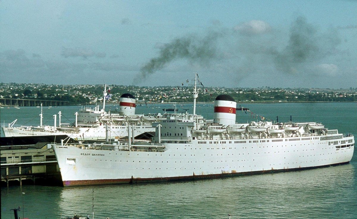 Фёдор Шаляпин теплоход, турбоход