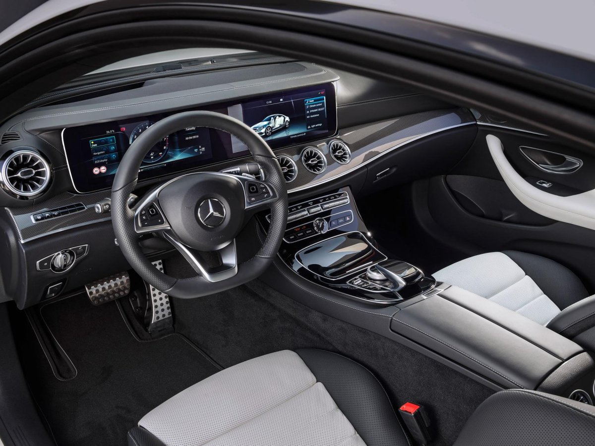 Mercedes e200 Coupe 2017 салон