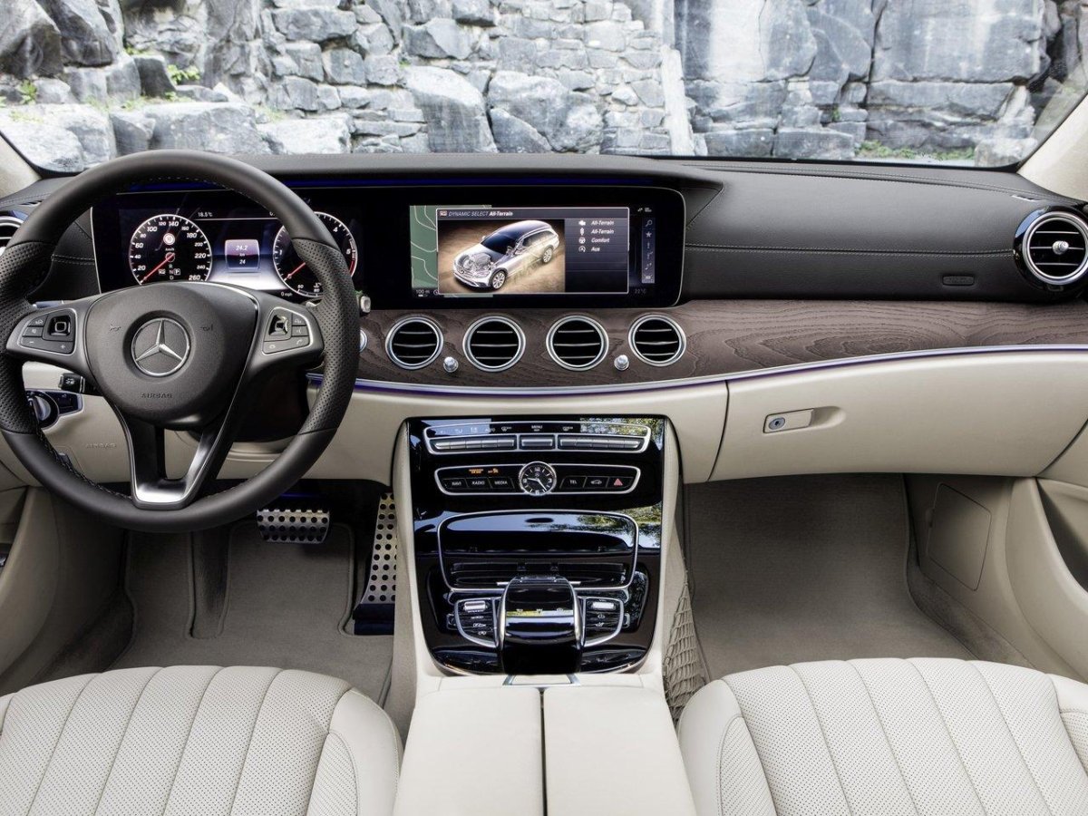 Салон Mercedes Benz e class w213