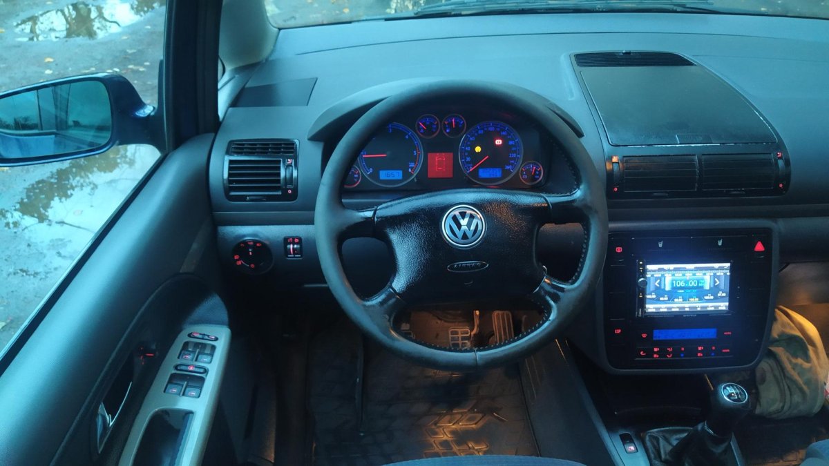 Фольксваген Шаран 2001 салон