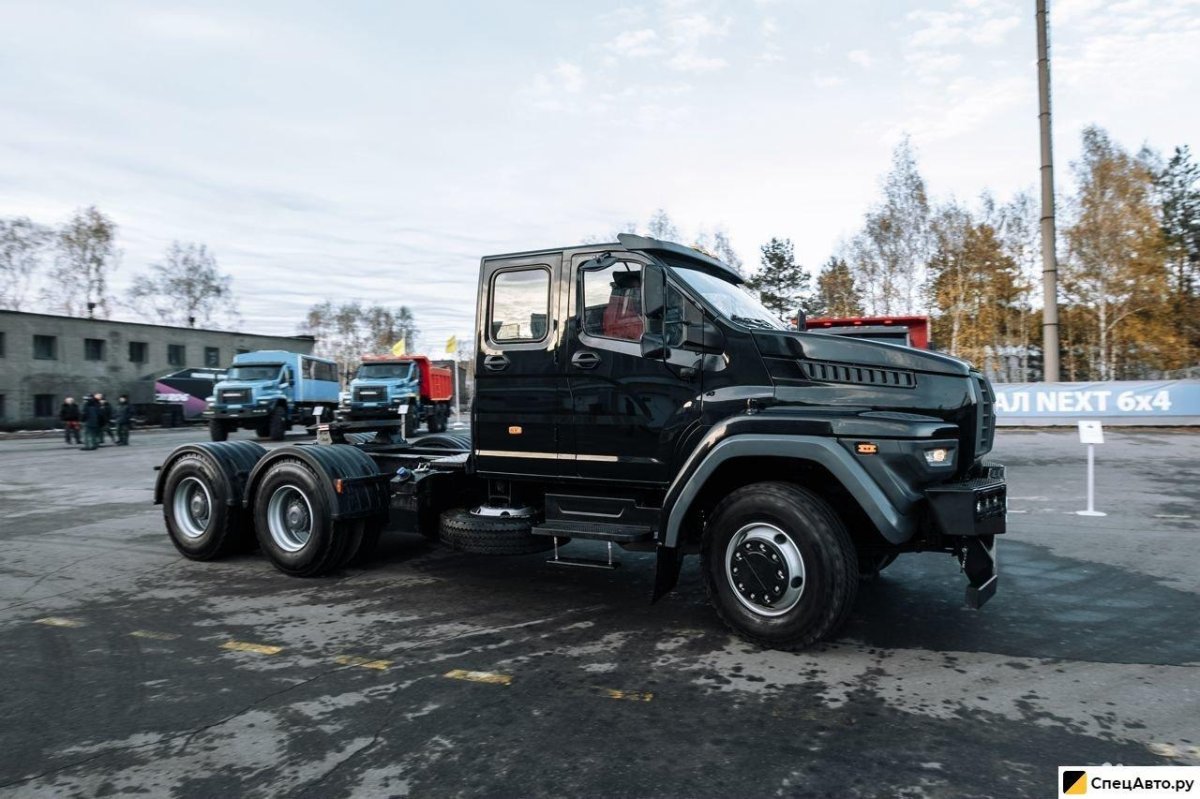 Урал Некст 6х6 тягач