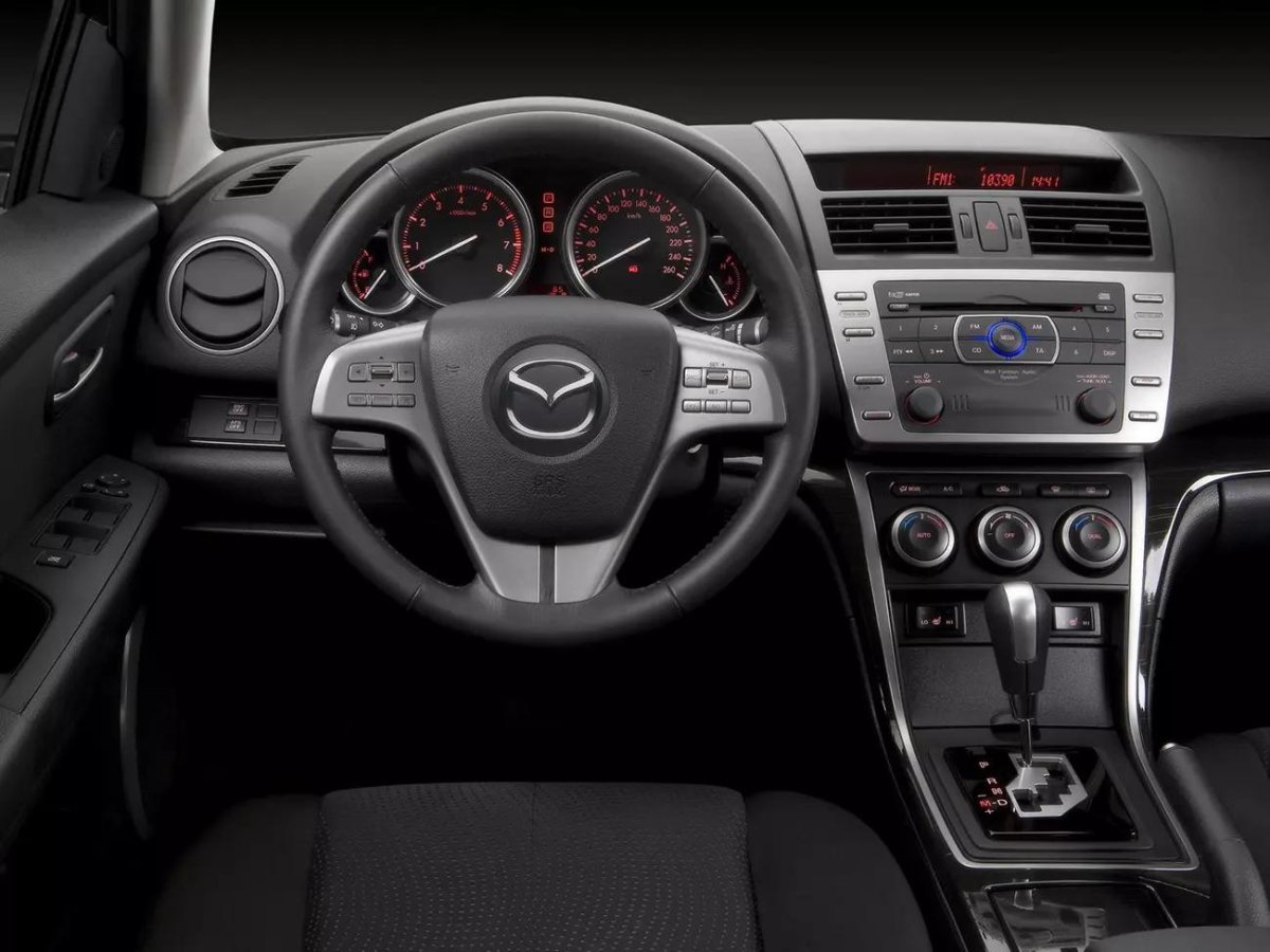 Mazda 6 GH 2012 салон