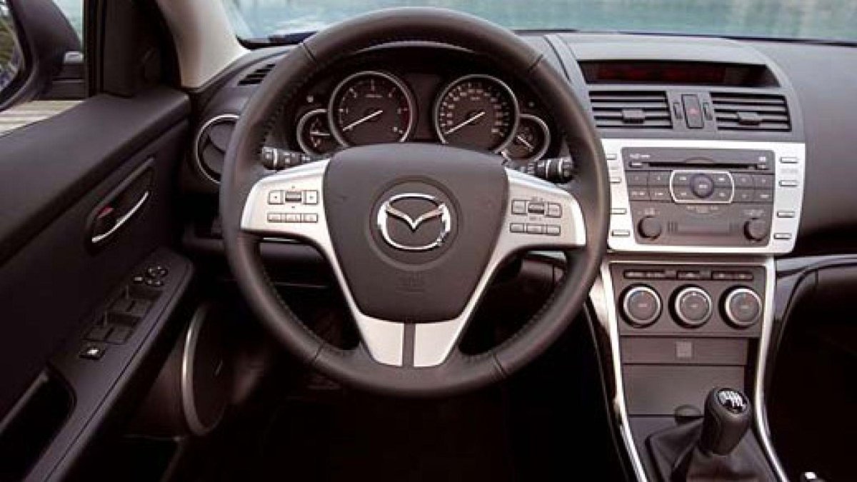 Mazda 6 2008 салон