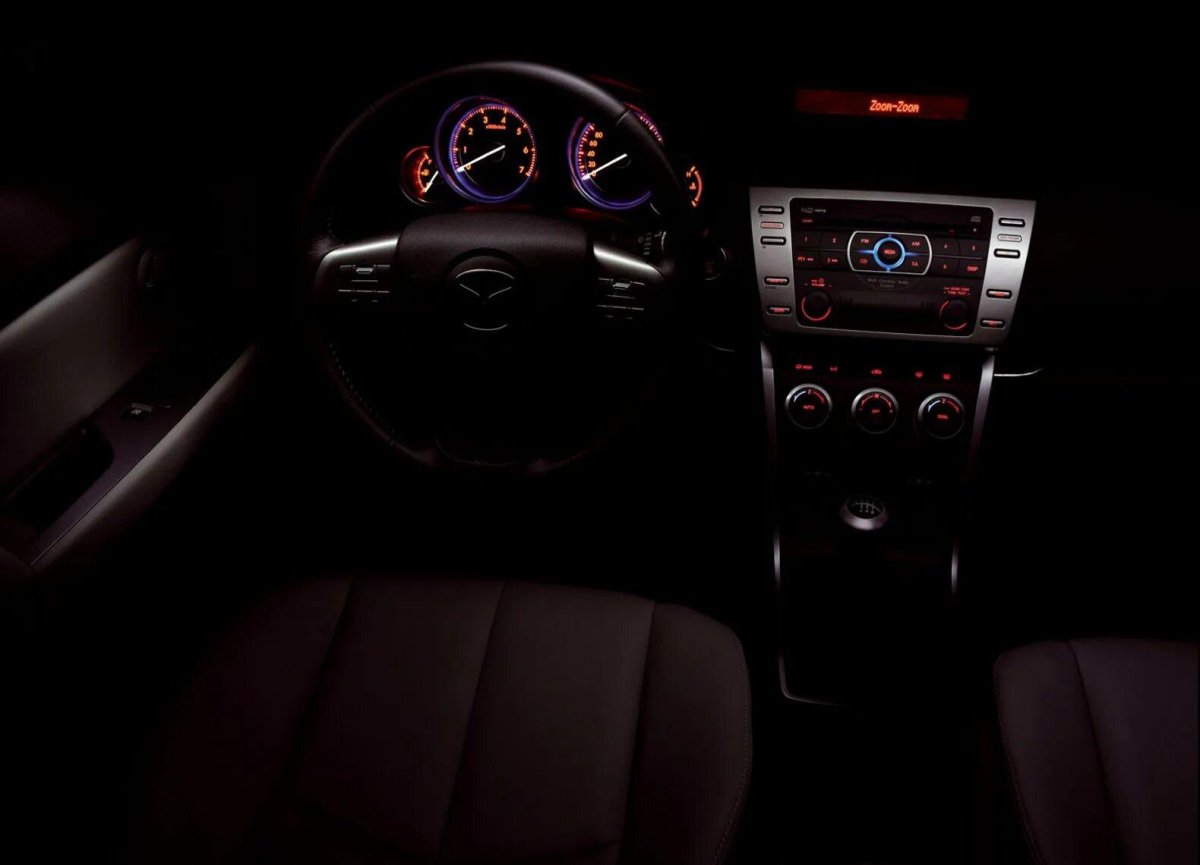 Mazda 6, 2008 год, салон