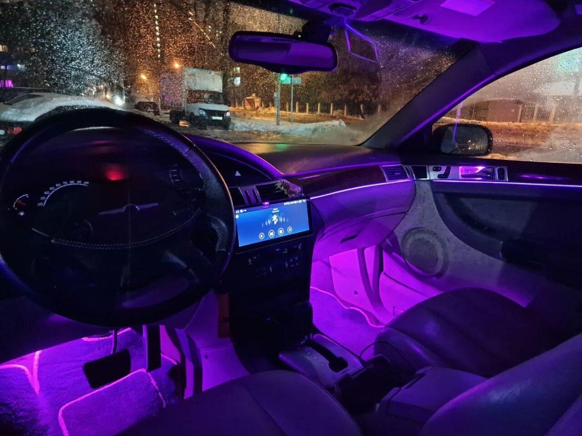 Крайслер Пацифика салон подсветка