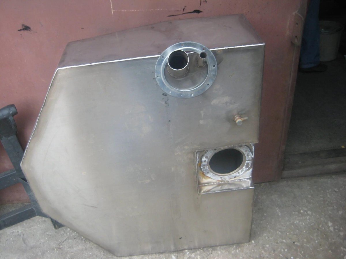 Бак вместо запаски УАЗ