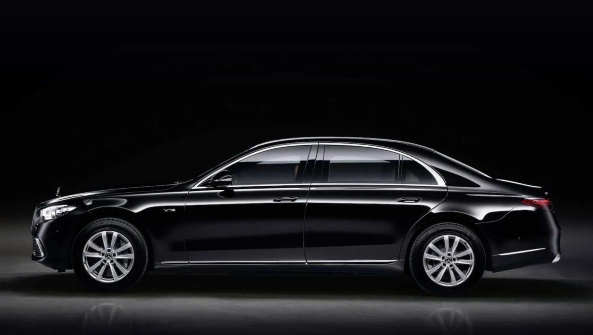 Мерседес Майбах s680